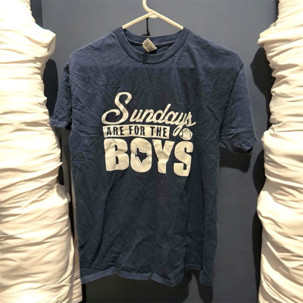 Sundays for the boys handcrafted Gildan Navy Blue Graphic Tee MEDIUM